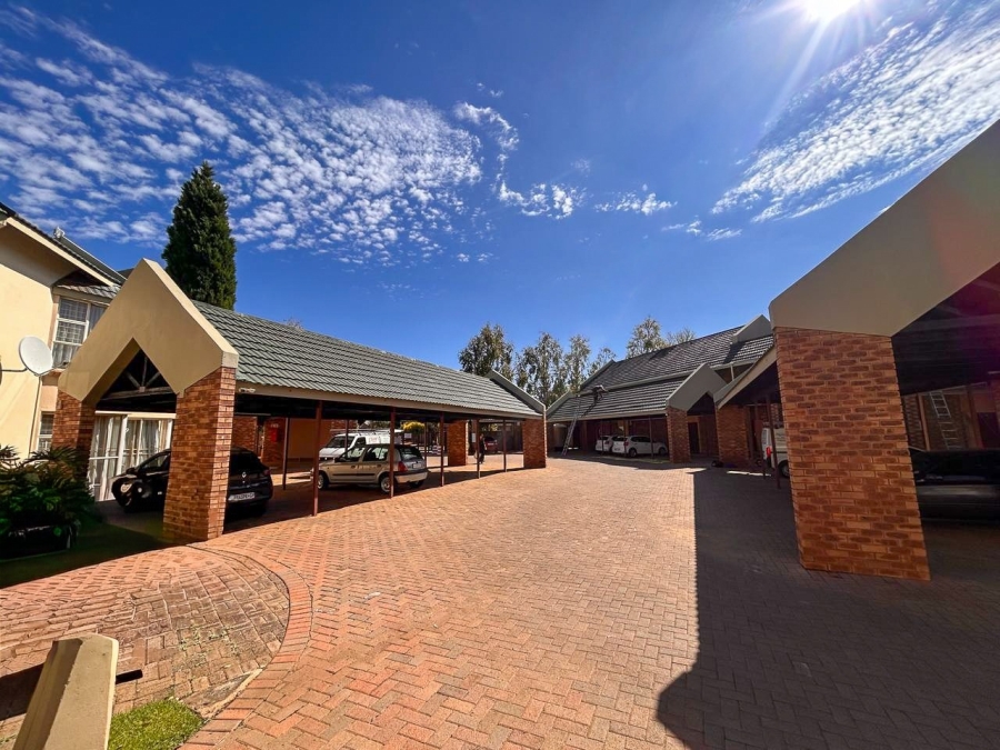 1 Bedroom Property for Sale in Dassie Rand North West
